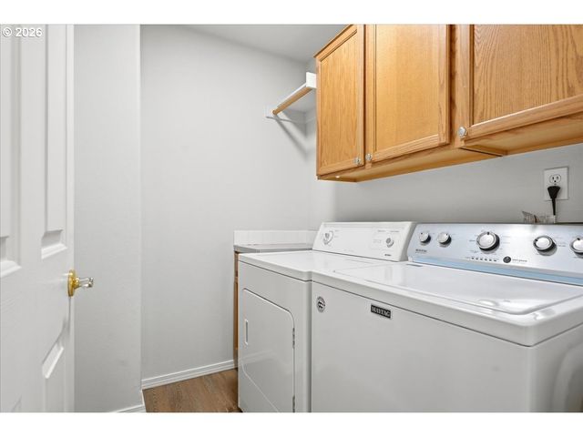 10321 Sw DENNEY Rd, Beaverton, OR 97008