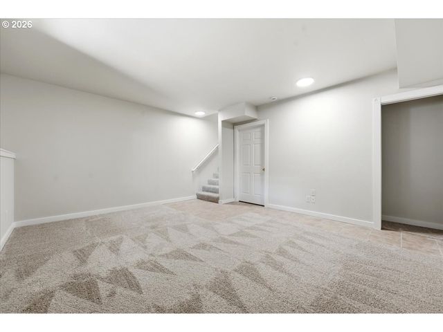 10321 Sw DENNEY Rd, Beaverton, OR 97008