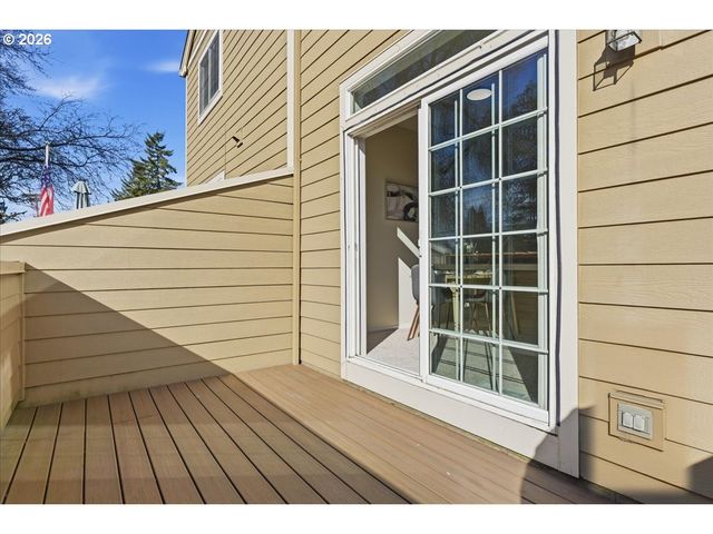 10321 Sw DENNEY Rd, Beaverton, OR 97008