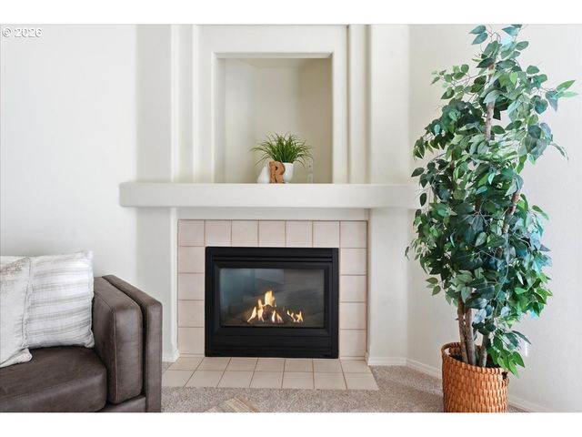 10321 Sw DENNEY Rd, Beaverton, OR 97008