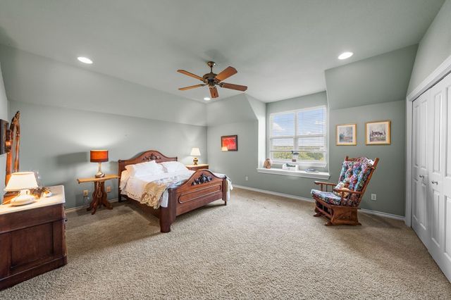 101 Crestline Dr, Kerrville, TX 78028