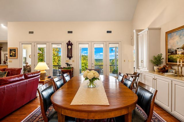 101 Crestline Dr, Kerrville, TX 78028