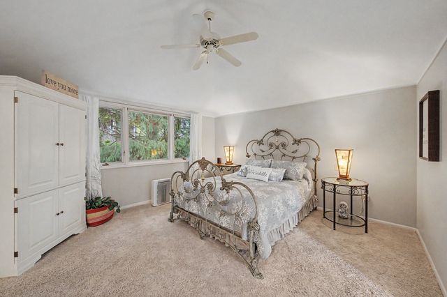 9618 Alpine Drive, Urbandale, IA 50322