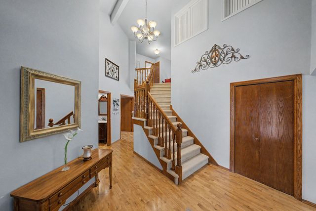 9618 Alpine Drive, Urbandale, IA 50322