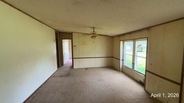 108 Cherokee LN, Thaxton, VA 24174
