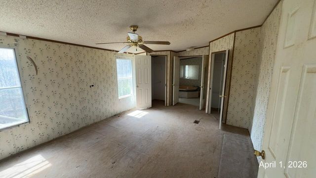 108 Cherokee LN, Thaxton, VA 24174
