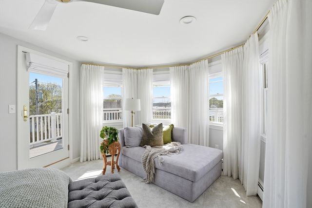 14 Stockbridge St, Cohasset, MA 02025