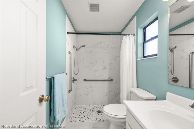 3833 Sunbird Circle, Sebring, FL 33872