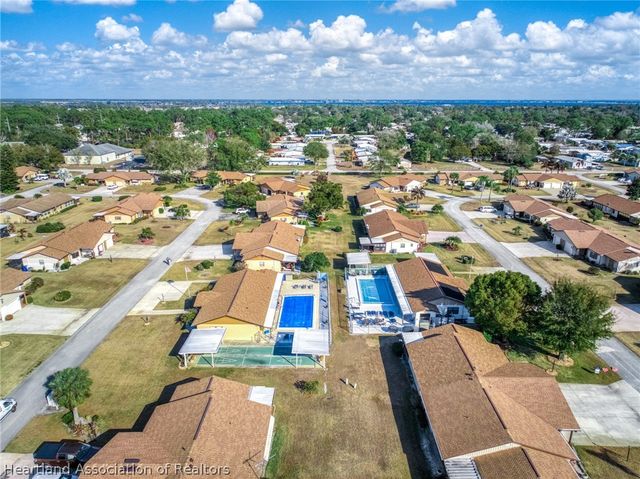 3833 Sunbird Circle, Sebring, FL 33872