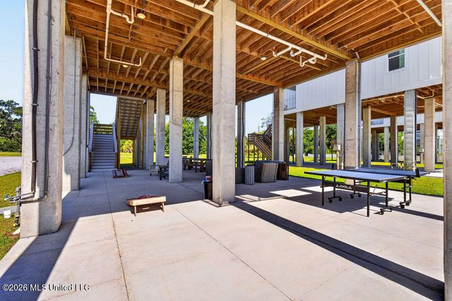126 5th Avenue, Pass Christian, MS 39571