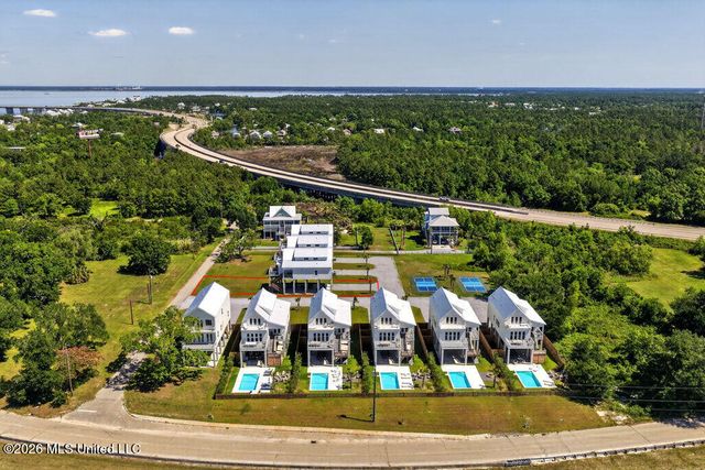 126 5th Avenue, Pass Christian, MS 39571