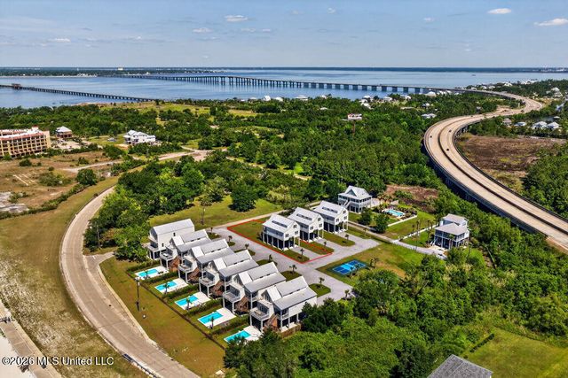 126 5th Avenue, Pass Christian, MS 39571