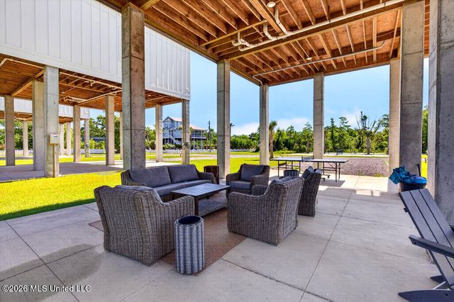 126 5th Avenue, Pass Christian, MS 39571
