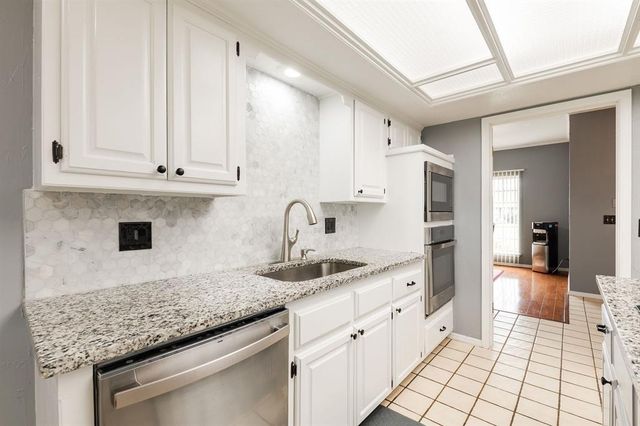 8105 Harvest Hills South Boulevard, Oklahoma City, OK 73132