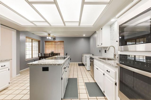 8105 Harvest Hills South Boulevard, Oklahoma City, OK 73132