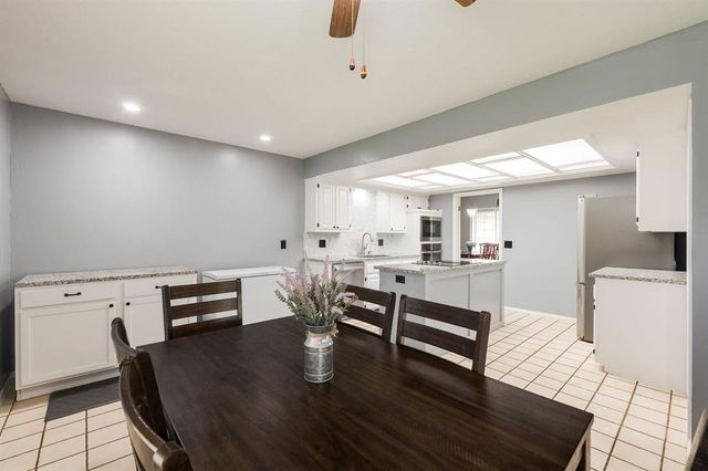 8105 Harvest Hills South Boulevard, Oklahoma City, OK 73132