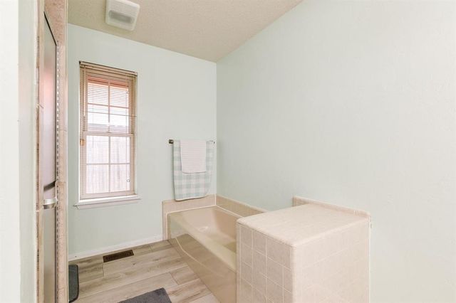 8105 Harvest Hills South Boulevard, Oklahoma City, OK 73132