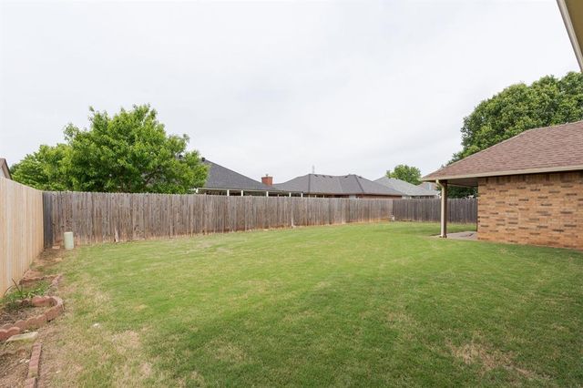 8105 Harvest Hills South Boulevard, Oklahoma City, OK 73132