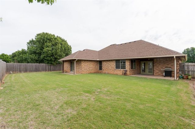 8105 Harvest Hills South Boulevard, Oklahoma City, OK 73132