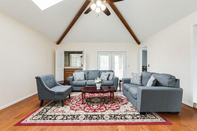 8105 Harvest Hills South Boulevard, Oklahoma City, OK 73132