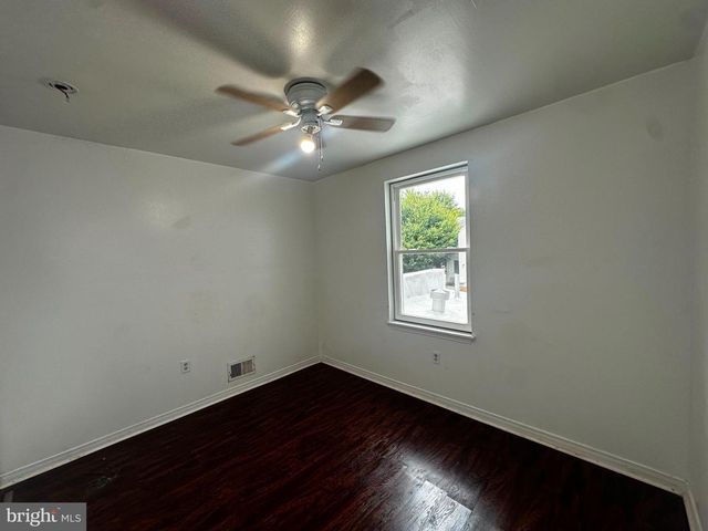 1813 N GRATZ ST, Philadelphia, PA 19121