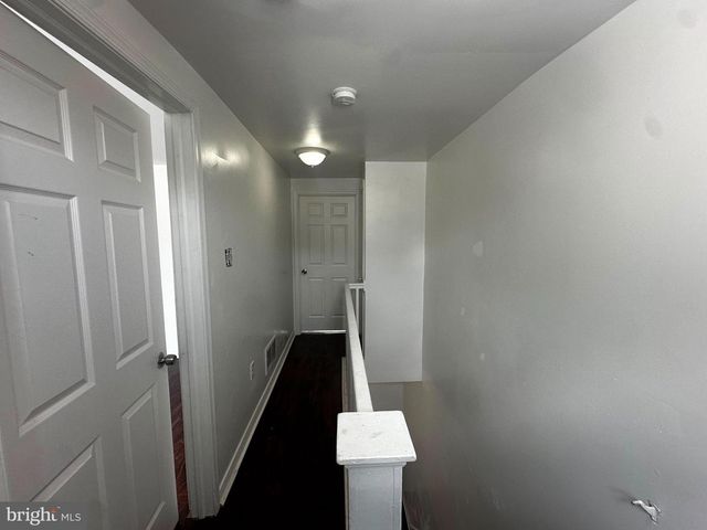 1813 N GRATZ ST, Philadelphia, PA 19121
