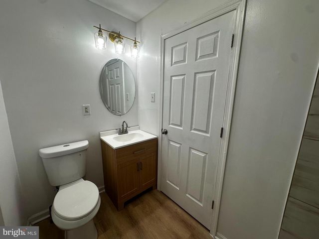 1813 N GRATZ ST, Philadelphia, PA 19121