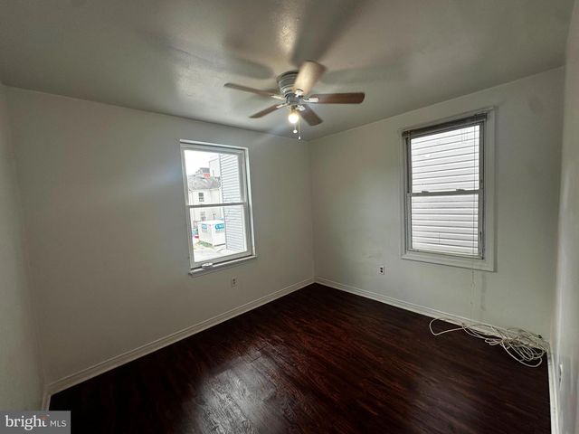 1813 N GRATZ ST, Philadelphia, PA 19121