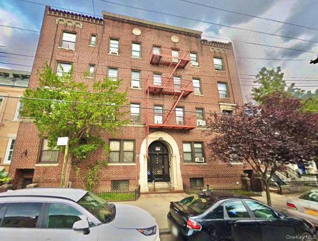 75 Grant Avenue, Brooklyn, NY 11208