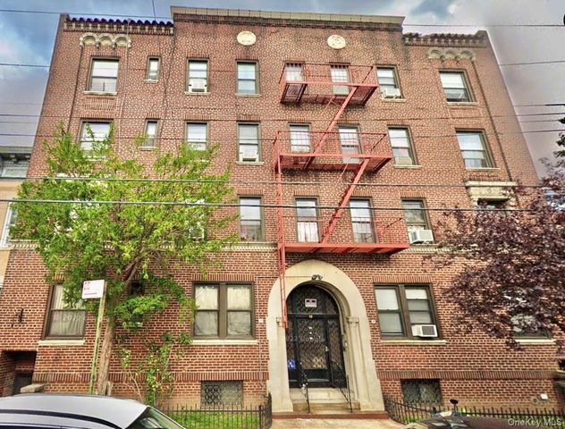 75 Grant Avenue, Brooklyn, NY 11208