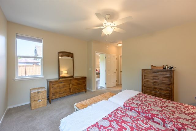 4933 Bend Drive NE, Lacey, WA 98516