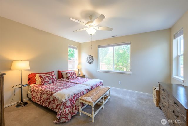 4933 Bend Drive NE, Lacey, WA 98516
