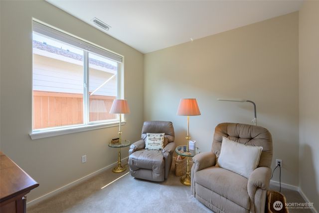 4933 Bend Drive NE, Lacey, WA 98516