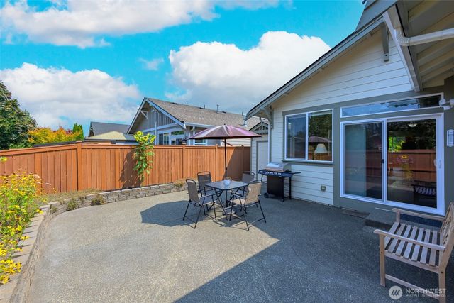 4933 Bend Drive NE, Lacey, WA 98516