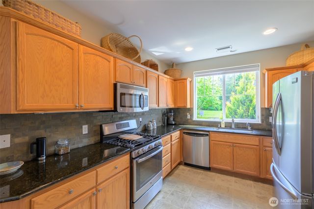 4933 Bend Drive NE, Lacey, WA 98516