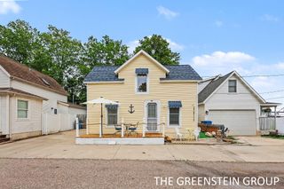 2243 1st Avenue, Park Twp, MI 49424