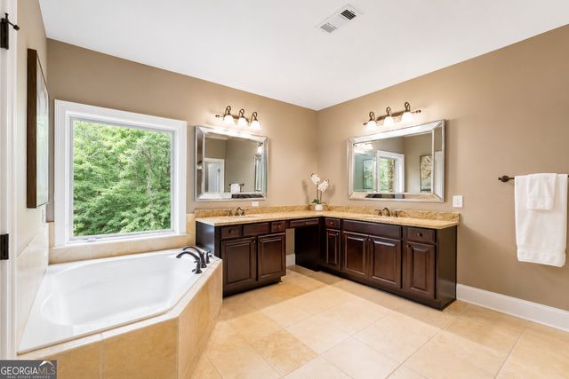 1336 Queens Park Drive NW, Kennesaw, GA 30152