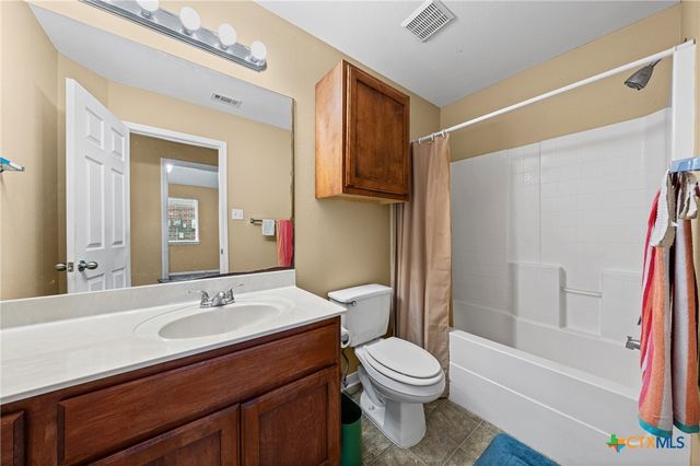 915 Neuberry Cliffe, Temple, TX 76502