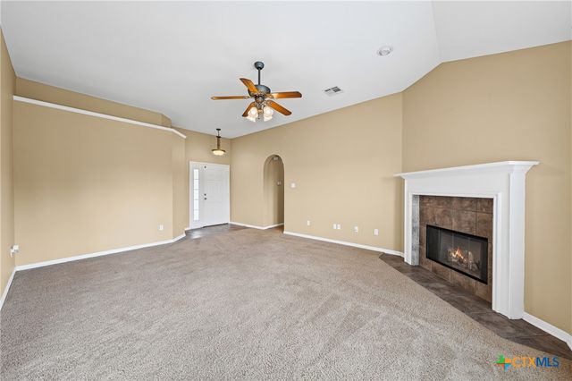 915 Neuberry Cliffe, Temple, TX 76502