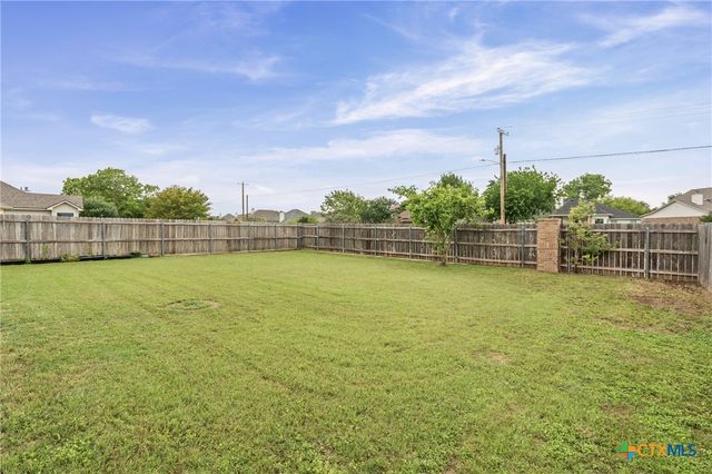 915 Neuberry Cliffe, Temple, TX 76502