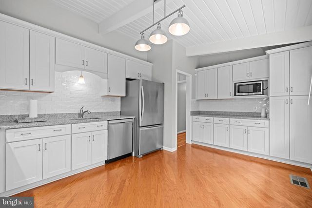 7403 CARMINE ST, Annandale, VA 22003