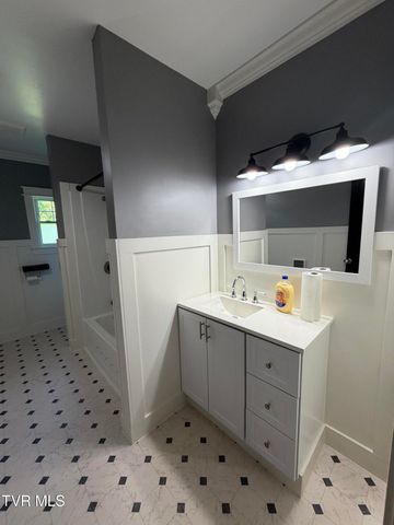 737 Spears Dykes Road, Greeneville, TN 37745