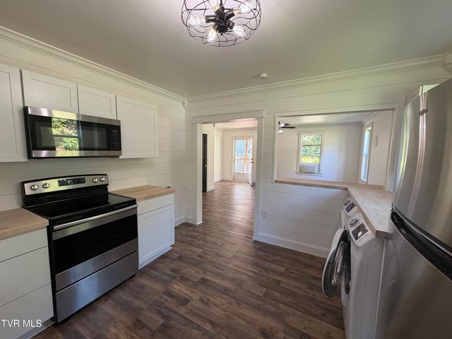 737 Spears Dykes Road, Greeneville, TN 37745