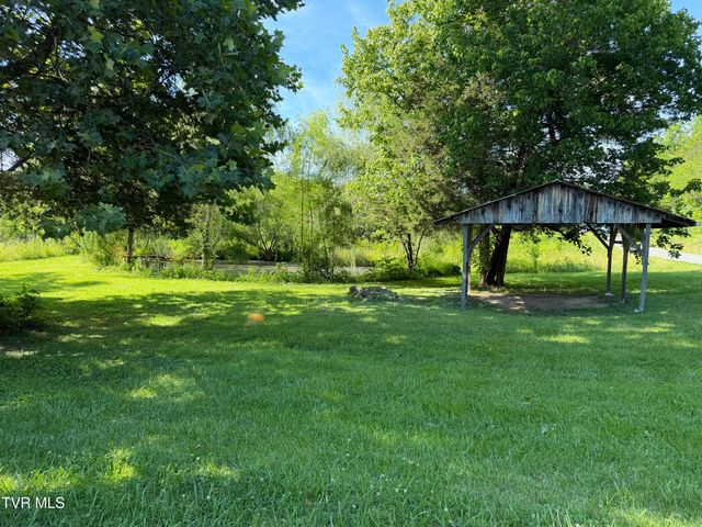 737 Spears Dykes Road, Greeneville, TN 37745