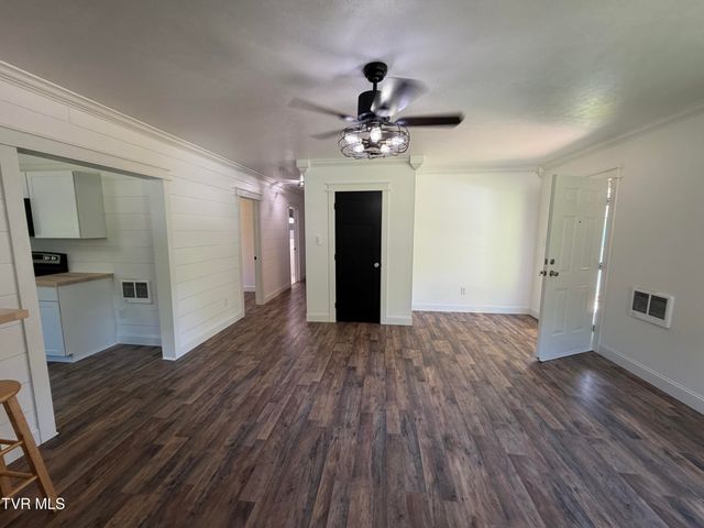 737 Spears Dykes Road, Greeneville, TN 37745