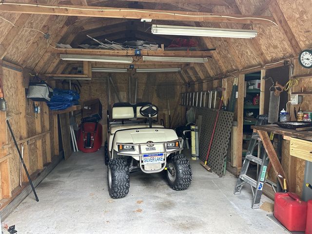 6835 W Deer Road, Mears, MI 49436