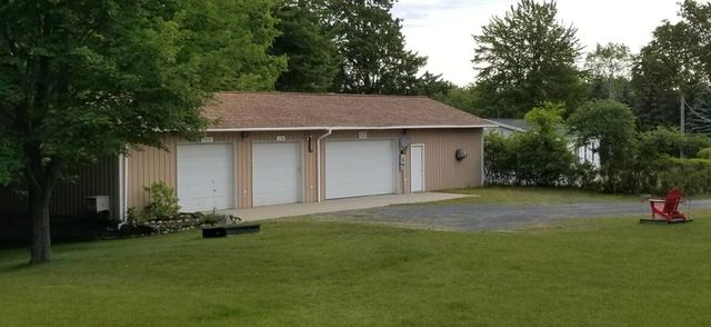 6835 W Deer Road, Mears, MI 49436