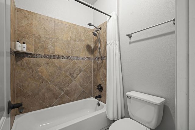 5001 McIntyre CIR, Austin, TX 78734
