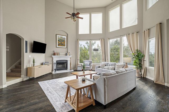 5001 McIntyre CIR, Austin, TX 78734