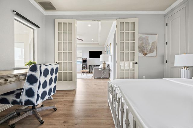 5001 McIntyre CIR, Austin, TX 78734